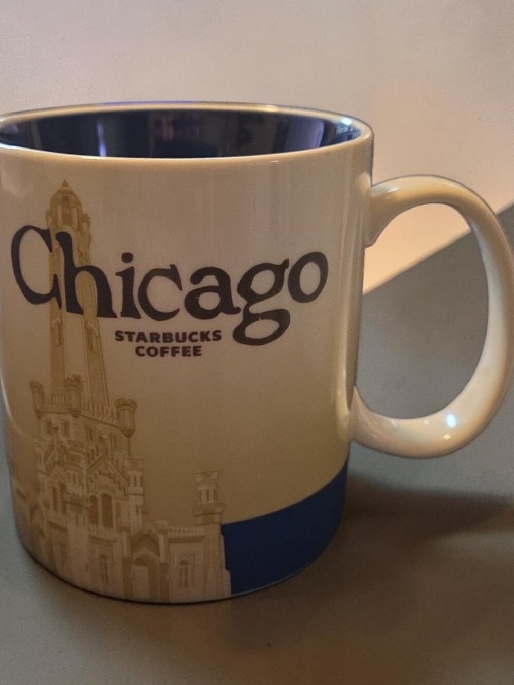 Starbucks Chicago Global Icon Series City Mug 16oz Collector Series 2011/2012